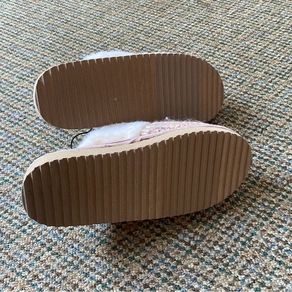 Secret Treasures Slippers Women’s Size 6 Knit Scuff Slip On Indoor-Outdoor New - Picture 7 of 8